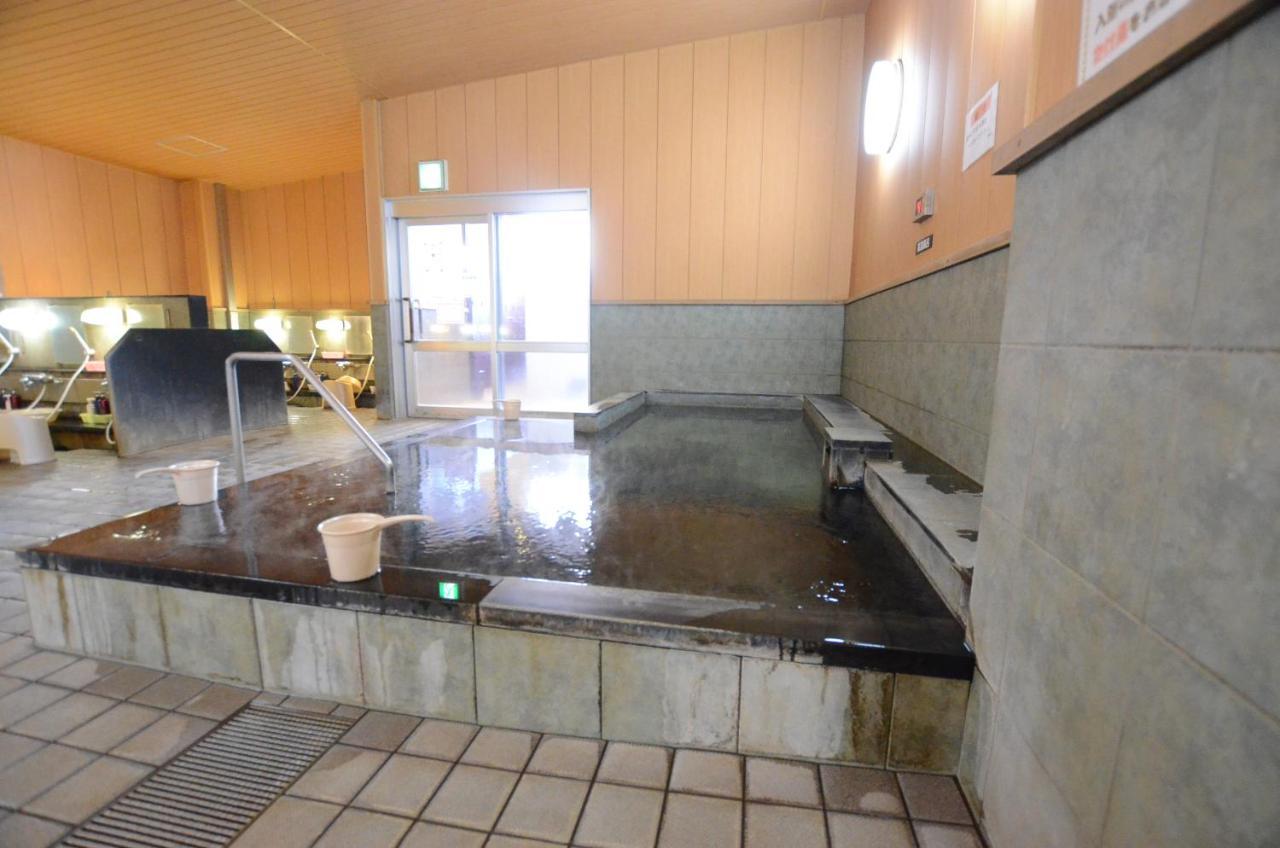 Kumamoto Capsule Hotel Exteriör bild